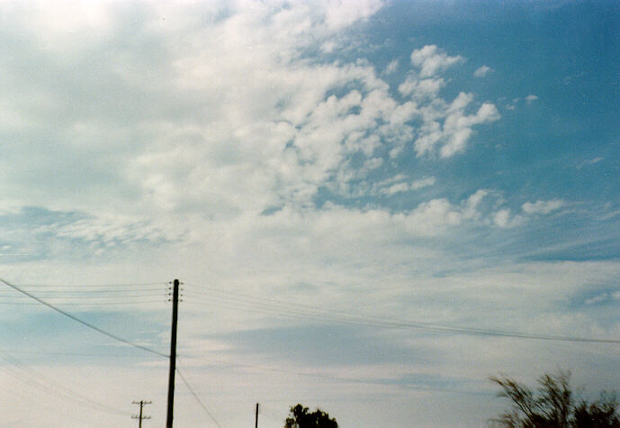 altocumulus lenticularis : Schofields, NSW   23 December 1989