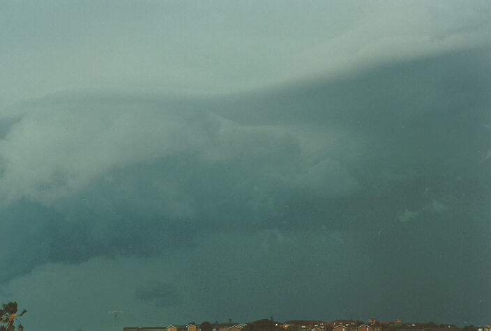 cumulonimbus thunderstorm_base : Coogee, NSW   20 January 1990