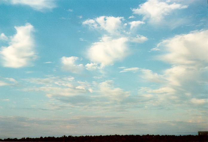 virga virga_pictures : Schofields, NSW   15 February 1990