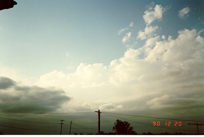 stratocumulus stratocumulus_cloud : Schofields, NSW   20 December 1990