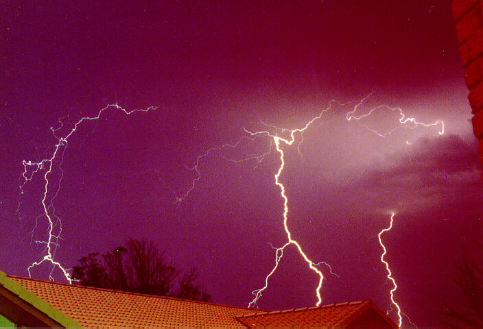 lightning lightning_bolts : Ballina, NSW   23 December 1990