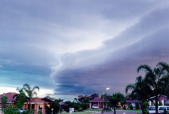 shelfcloud shelf_cloud : Oakhurst, NSW   1 November 1992