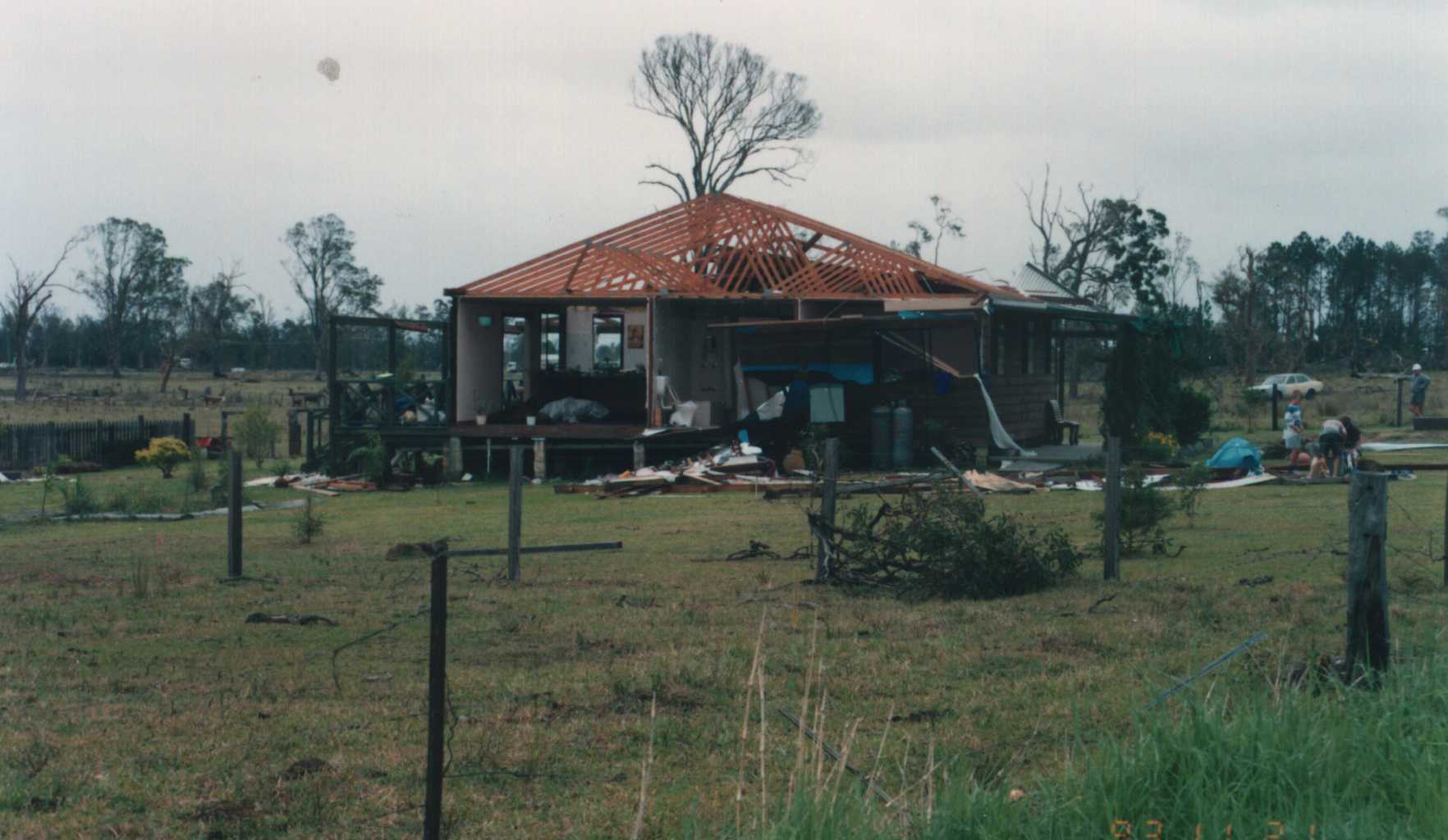 disasters storm_damage : Tucabia, NSW   20 November 1993