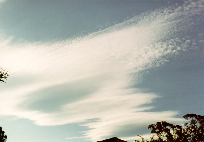 altocumulus lenticularis : Oakhurst, NSW   14 May 1994