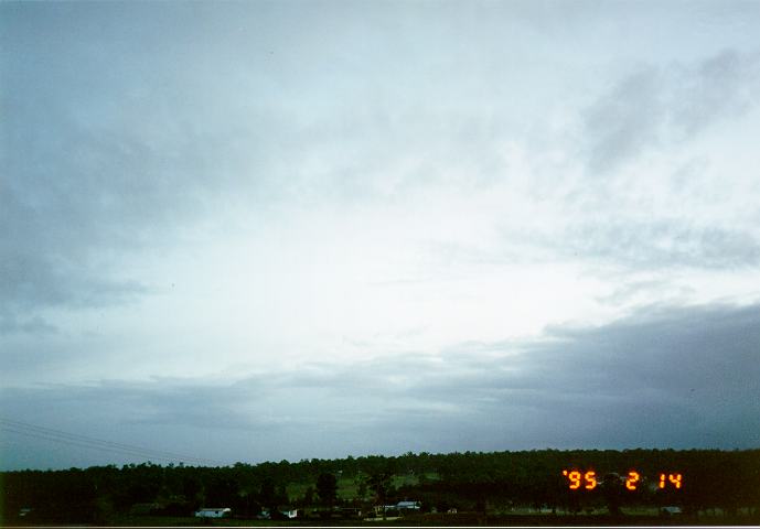 stratocumulus stratocumulus_cloud : Schofields, NSW   15 February 1995