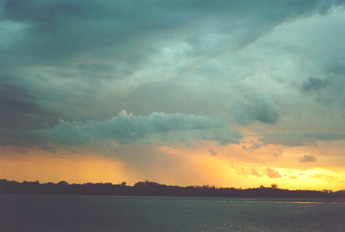 raincascade precipitation_cascade : Ballina, NSW   27 December 1995