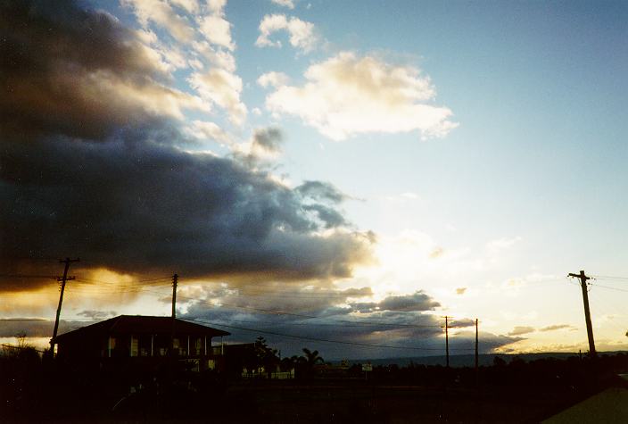 virga virga_pictures : Schofields, NSW   6 July 1996