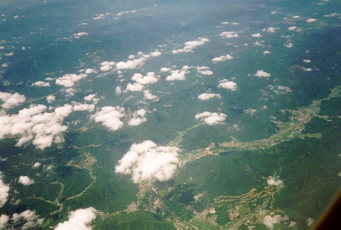 cloudsflying clouds_taken_from_plane :    31 July 1996