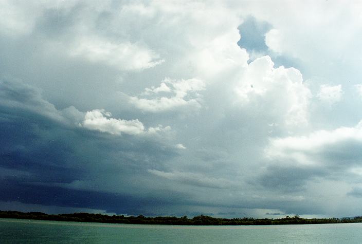 thunderstorm cumulonimbus_incus : Ballina, NSW   31 December 1996