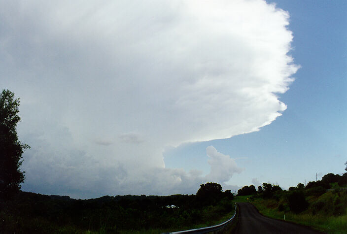 thunderstorm cumulonimbus_incus : Alstonville, NSW   24 December 1997