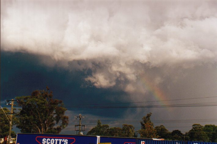 wallcloud thunderstorm_wall_cloud : The Cross Roads, NSW   13 November 1998