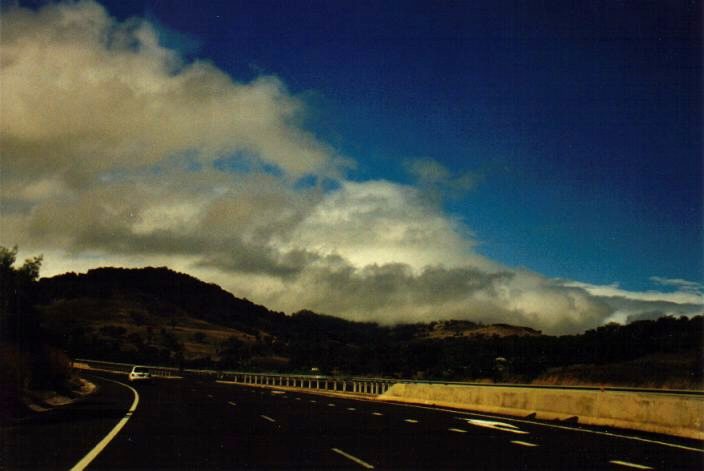 stratocumulus stratocumulus_cloud : N of Murrurundi, NSW   31 January 1999