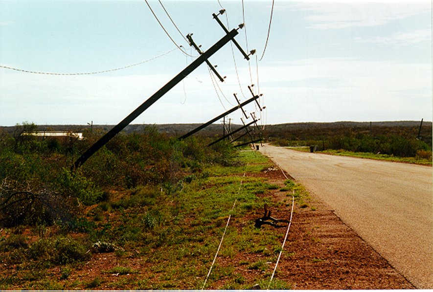 contributions received : Cyclone Vance: Exmouth, WA<BR>Photo by State Emergency Service   1 March 1999