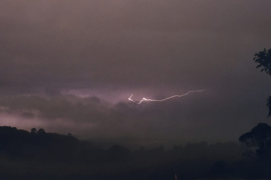 lightning lightning_bolts : McLeans Ridges, NSW   28 August 1999