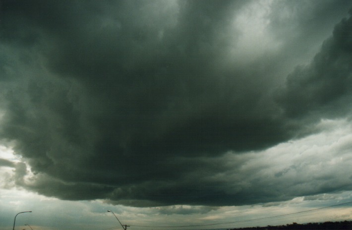 cumulonimbus thunderstorm_base : Rooty Hill, NSW   23 December 1999