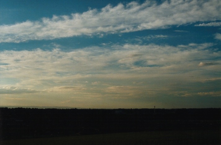 altocumulus altocumulus_cloud : Rooty Hill, NSW   3 April 2000