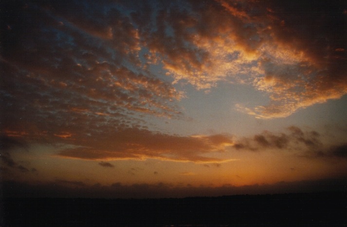 altocumulus castellanus : Schofields, NSW   4 April 2000