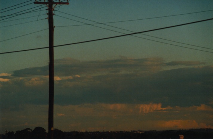 thunderstorm cumulonimbus_incus : Schofields, NSW   21 April 2000