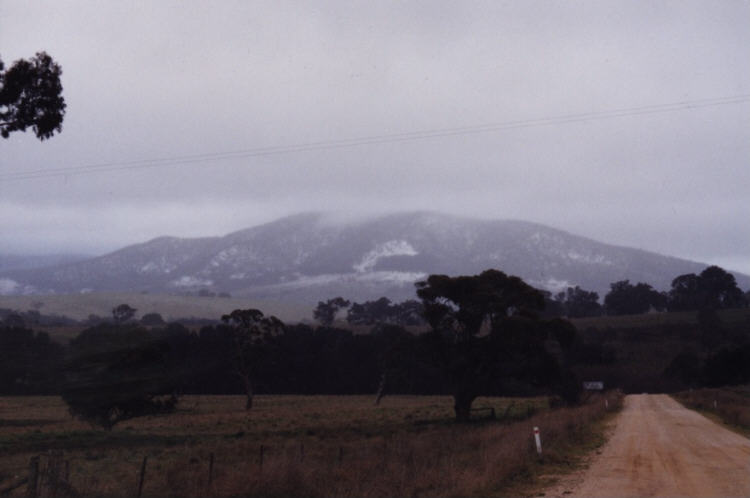 contributions received : Tarana, NSW<BR>Photo by Jeff Brislane   29 May 2000