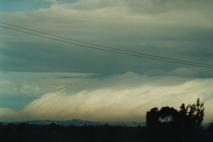 thunderstorm cumulonimbus_incus : Schofields, NSW   29 June 2000