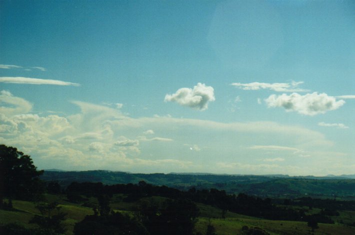 thunderstorm cumulonimbus_incus : McLeans Ridges, NSW   10 July 2000