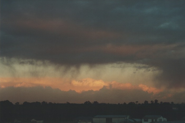 virga virga_pictures : Schofields, NSW   16 August 2000