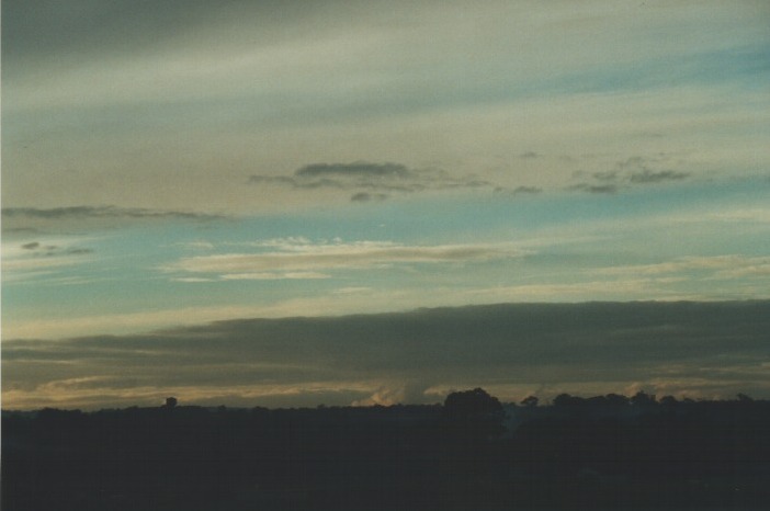 altocumulus lenticularis : Schofields, NSW   19 August 2000