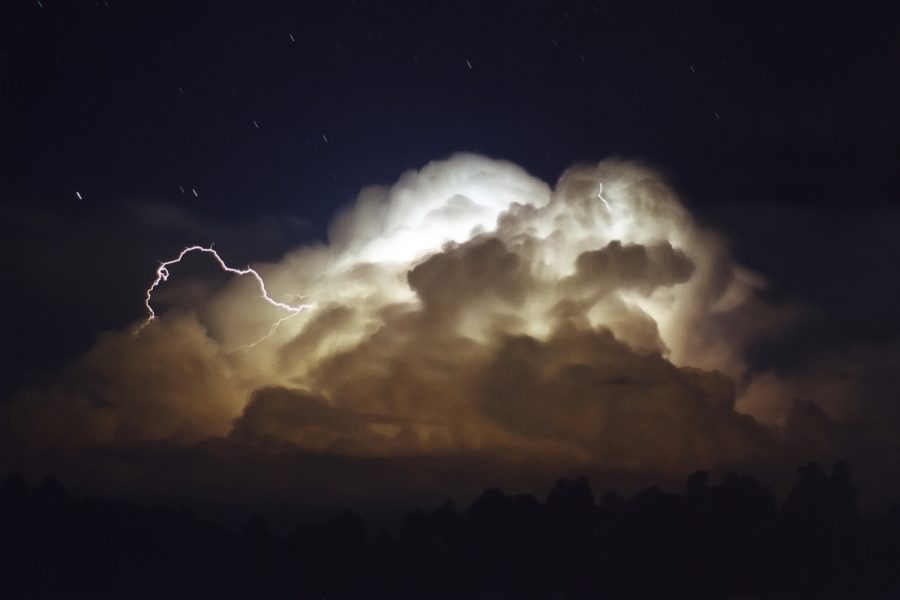 lightning lightning_bolts : McLeans Ridges, NSW   4 November 2000