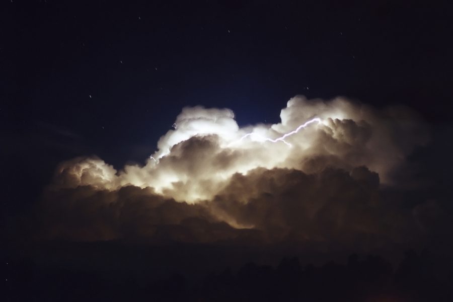 lightning lightning_bolts : McLeans Ridges, NSW   4 November 2000