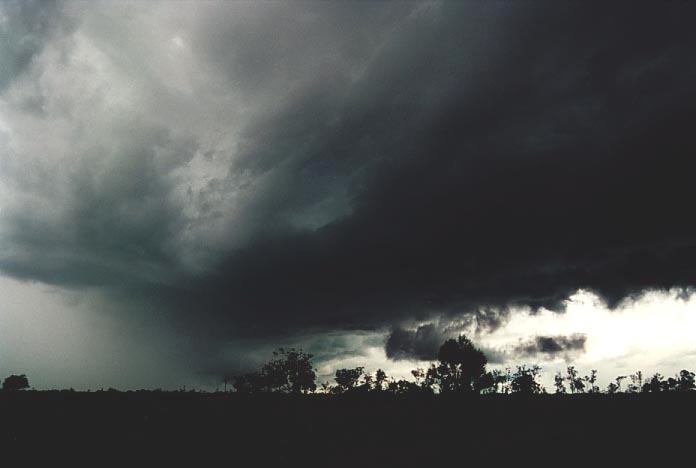 raincascade precipitation_cascade : near Taroom, Qld   21 November 2000