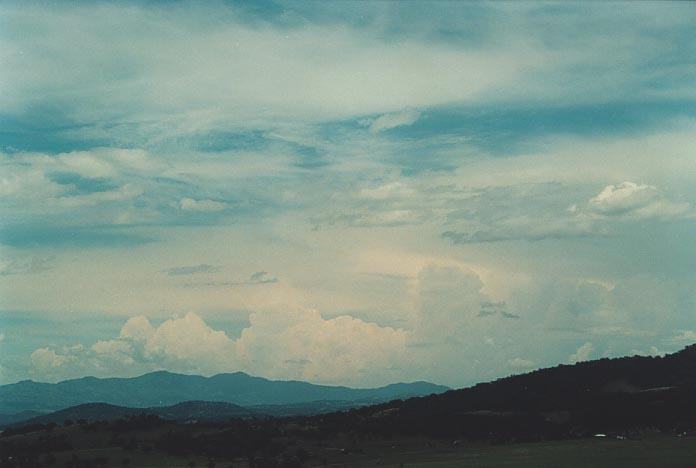 thunderstorm cumulonimbus_calvus : Quirindi lookout, NSW   29 November 2000