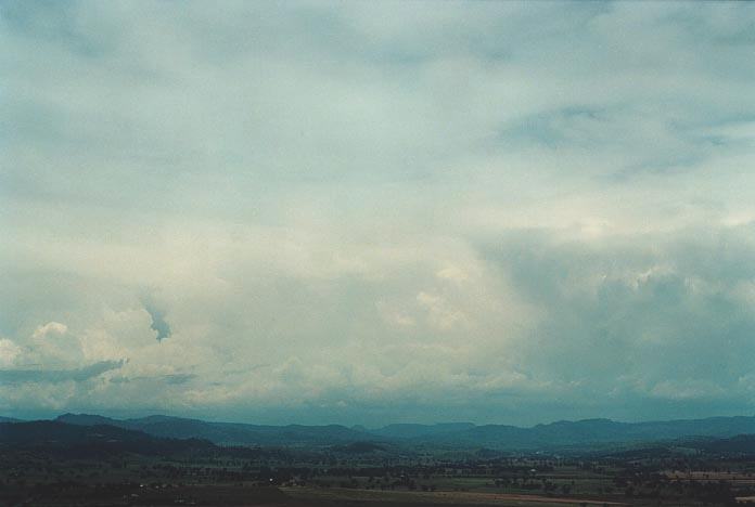 cirrus cirrus_cloud : Quirindi lookout, NSW   29 November 2000