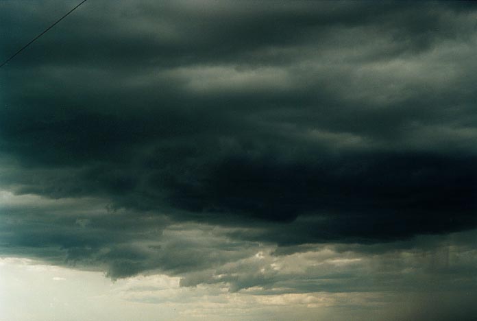 cumulonimbus thunderstorm_base : W of Inverell, NSW   4 December 2000