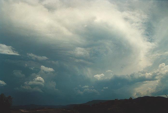 cumulonimbus supercell_thunderstorm : E of Jerrys Plains, NSW   6 December 2000