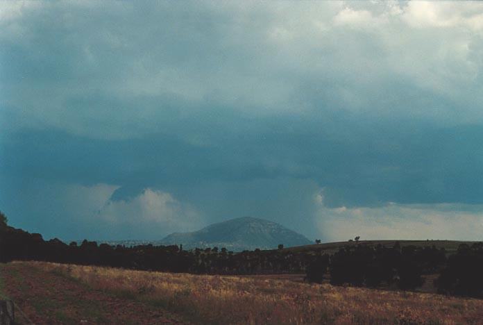 cumulonimbus supercell_thunderstorm : N of Jerrys Plains, NSW   6 December 2000