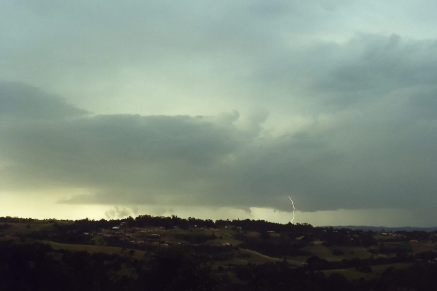 lightning lightning_bolts : McLeans Ridges, NSW   7 December 2000