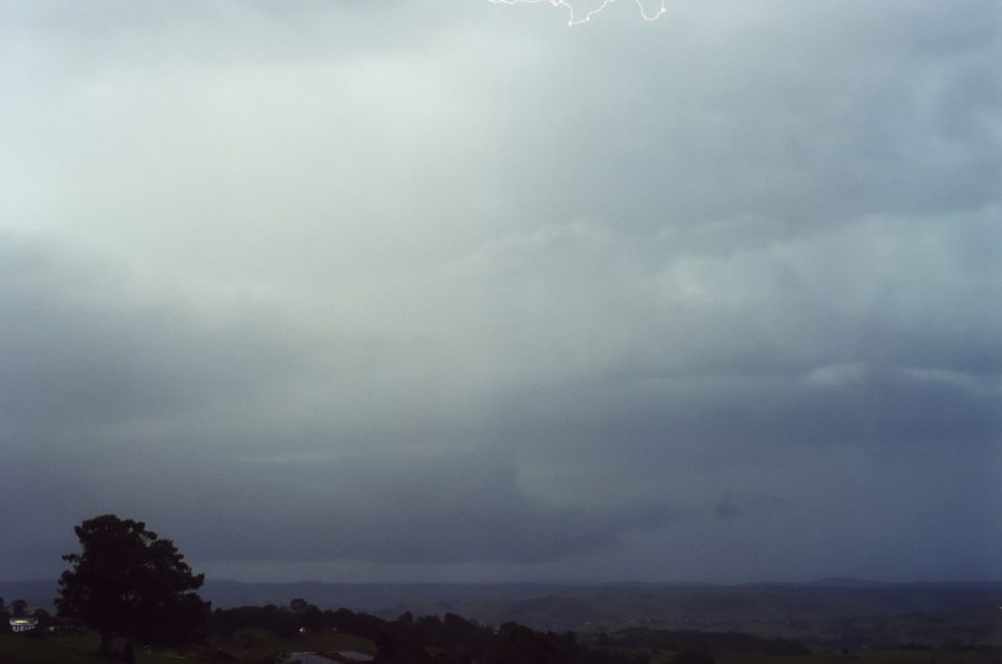 cumulonimbus thunderstorm_base : McLeans Ridges, NSW   7 December 2000