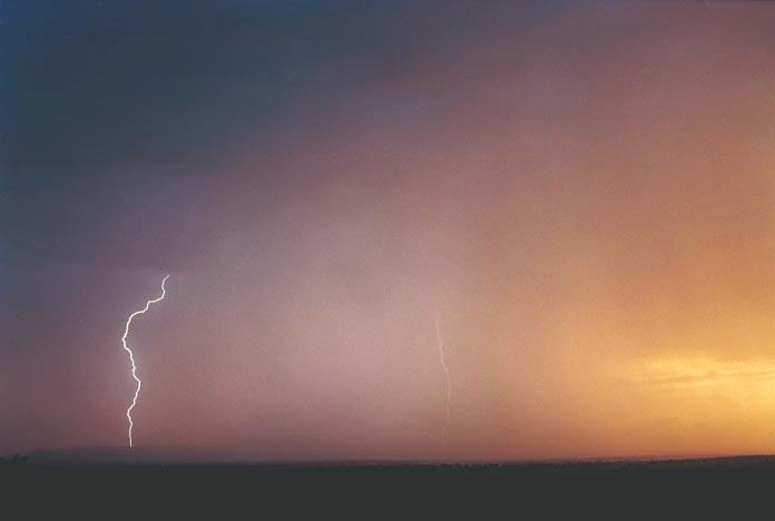 lightning lightning_bolts : Gulgong, NSW   8 January 2001