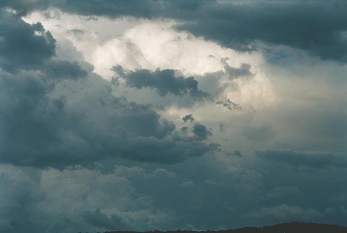 cumulonimbus supercell_thunderstorm : Wongwibinda, NSW   17 January 2001