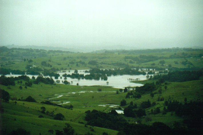 flashflooding flood_pictures : McLeans Ridges, NSW   2 February 2001