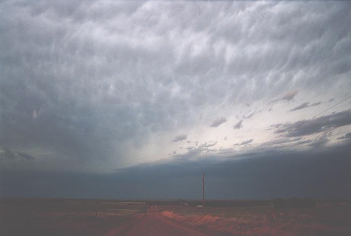 cumulonimbus thunderstorm_base : W of Woodward, Oklahoma, USA   27 May 2001