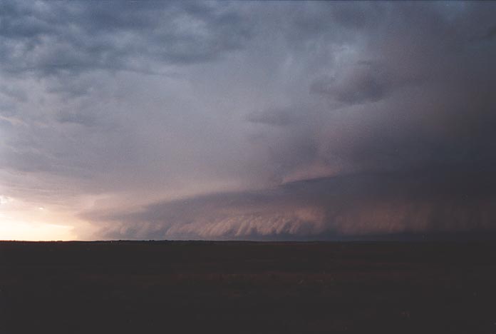 shelfcloud shelf_cloud : W of Woodward, Oklahoma, USA   27 May 2001