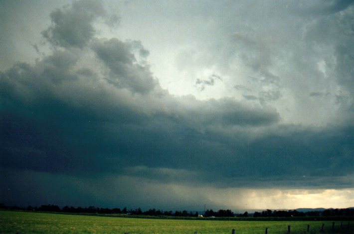 raincascade precipitation_cascade : N of Casino, NSW   30 December 2001