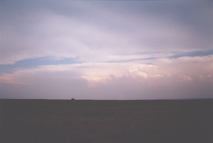 anvil thunderstorm_anvils : N of Canadian, NW Texas, USA   16 May 2002