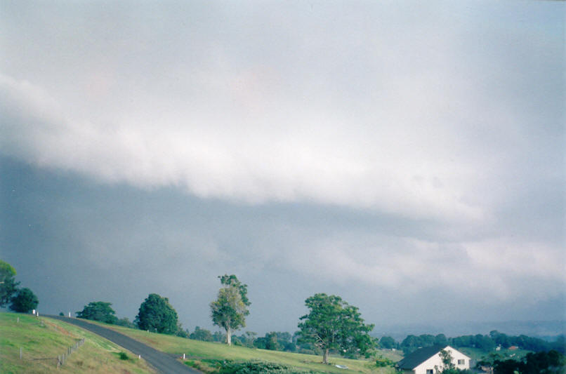 shelfcloud shelf_cloud : McLeans Ridges, NSW   16 June 2002