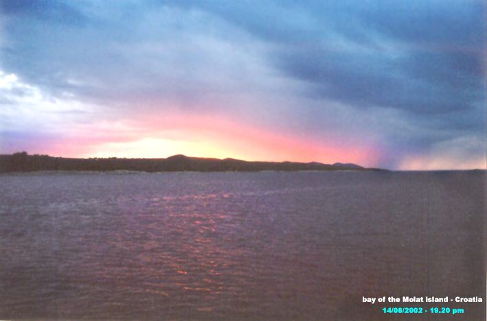 contributions received : Bay of the Molat Island, Croatia<BR>Photo by Giorgio Bazzocchi   14 August 2002