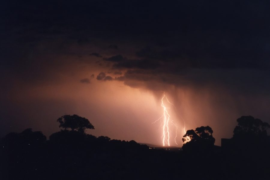 lightning lightning_bolts : Tregeagle, NSW   10 November 2002