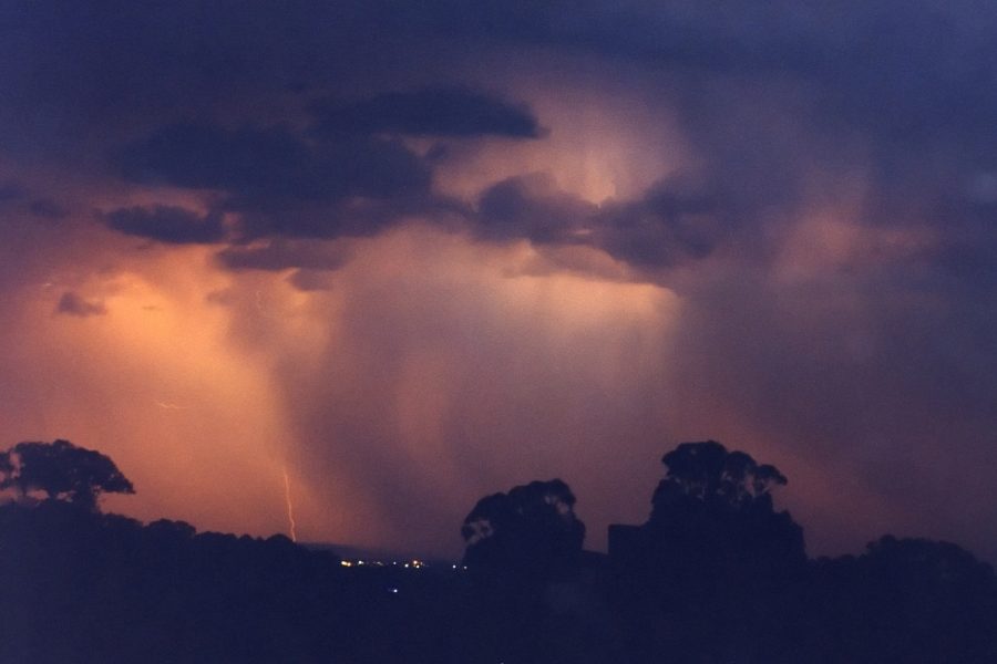 lightning lightning_bolts : Tregeagle, NSW   10 November 2002