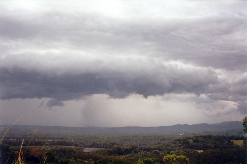 cumulonimbus thunderstorm_base : Brunswick Heads, NSW   30 November 2002