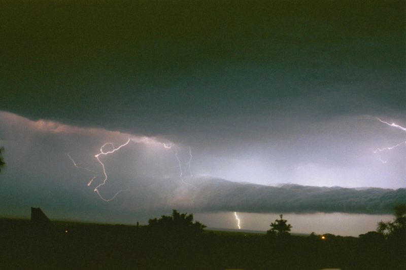 rollcloud roll_cloud : Alstonville, NSW   8 January 2003